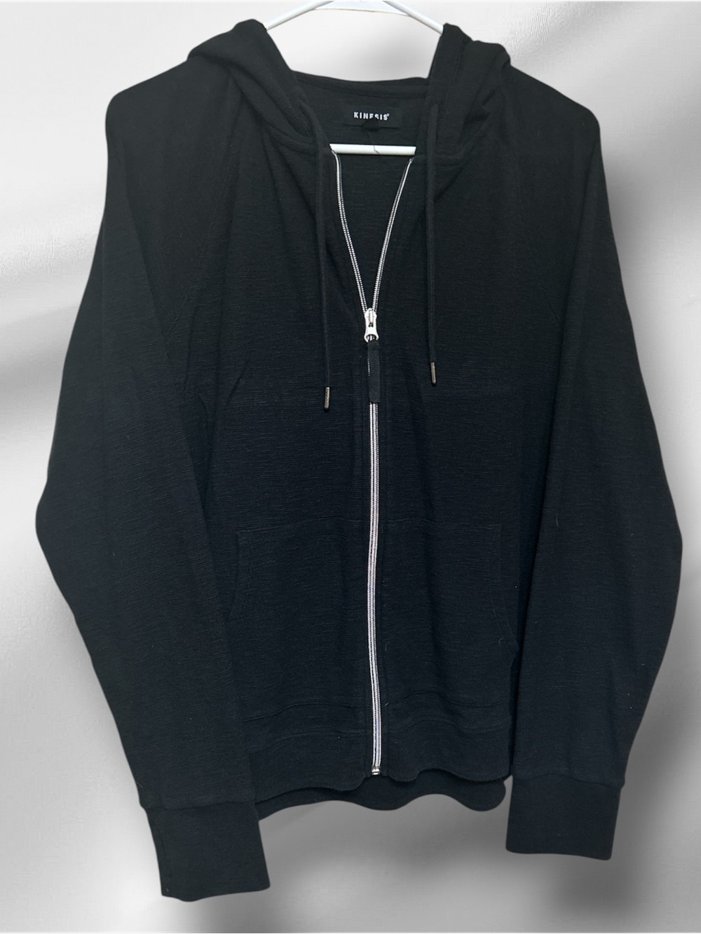 Kinesis Women’s Black Zip Hoodie EUC
SIZE 1X